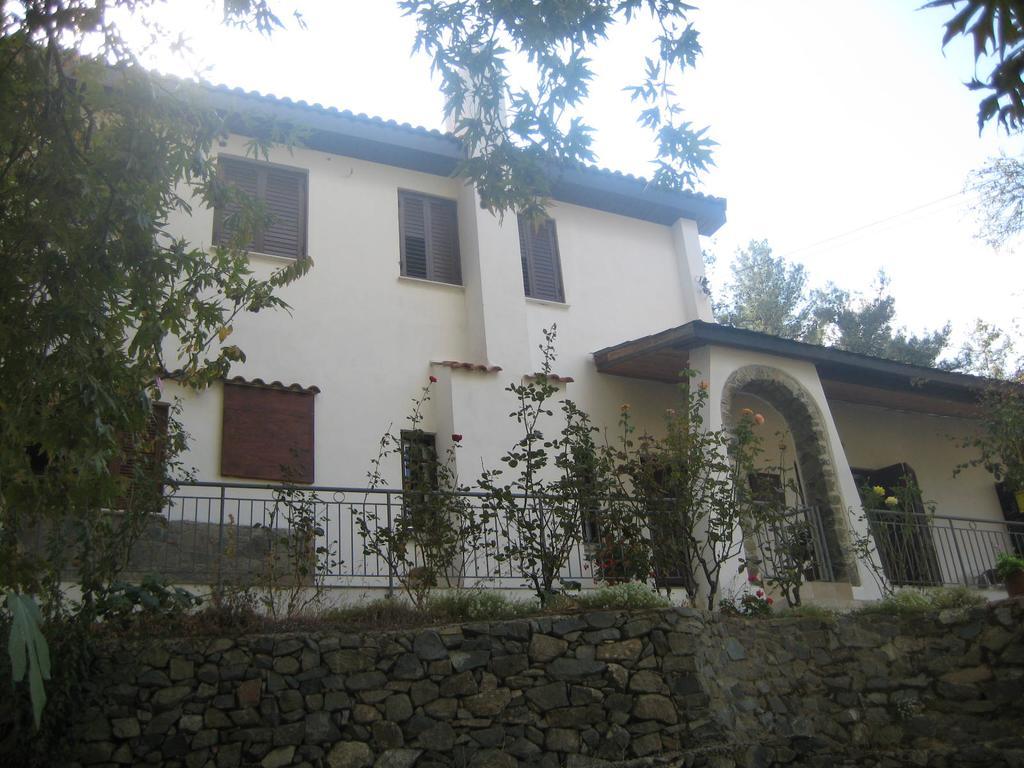 Flora'S House Villa Spilia Dış mekan fotoğraf